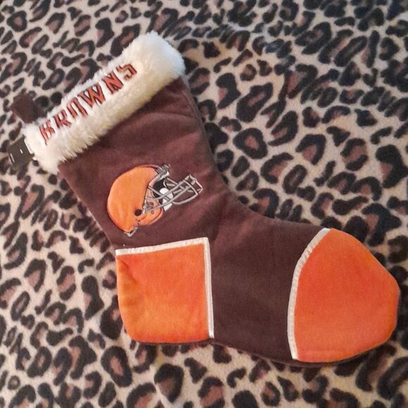 🤠NWT NFL and Forever Collectibles Cleveland Browns Christmas Stocking - Picture 1 of 6